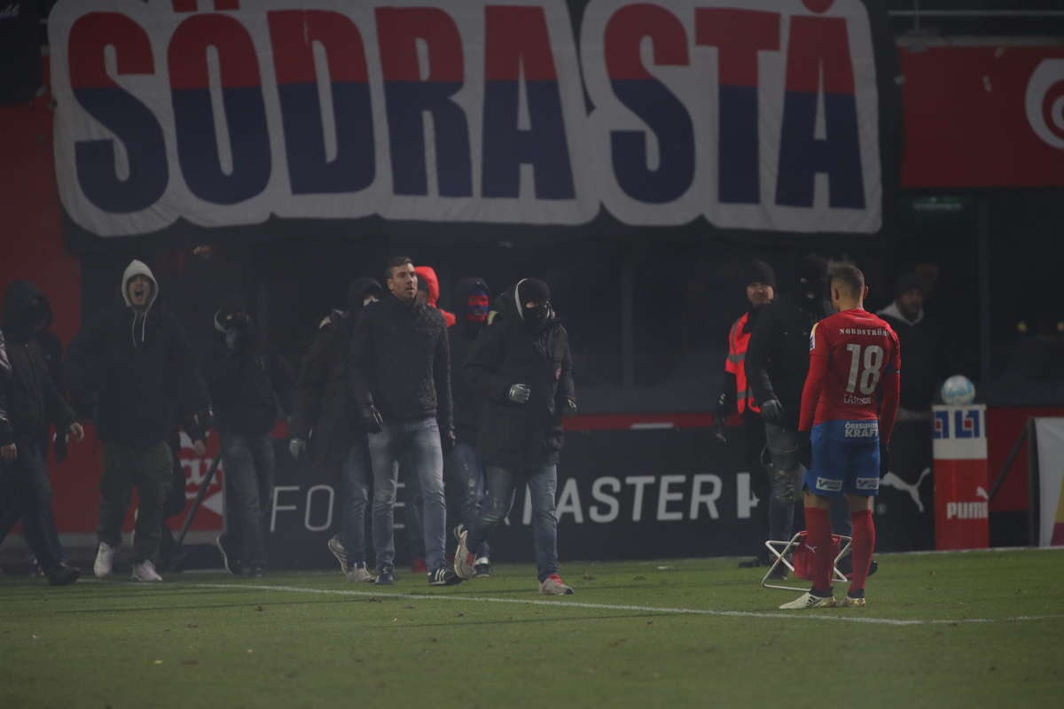 Huyền thoại Henrik Larsson thủ thế ảnh 3 Huyen thoai Henrik Larsson thu the anh 3