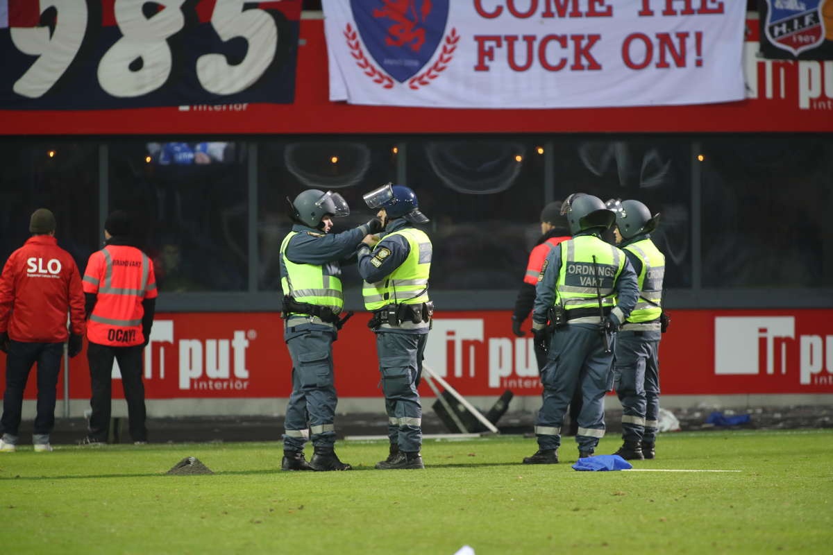 Huyền thoại Henrik Larsson thủ thế ảnh 7 Huyen thoai Henrik Larsson thu the anh 7