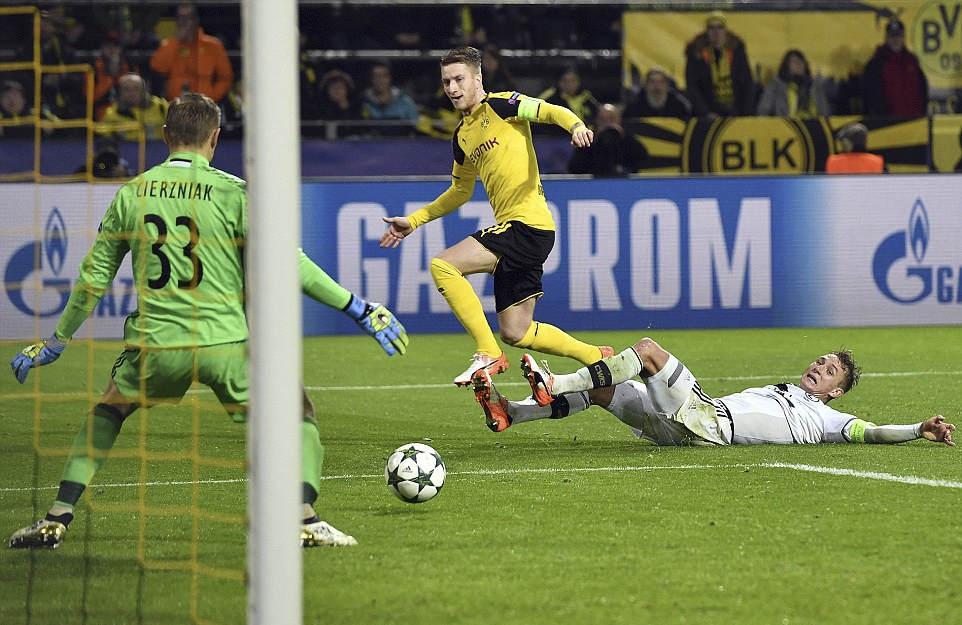 Dortmund lap ky luc Champions League anh 9