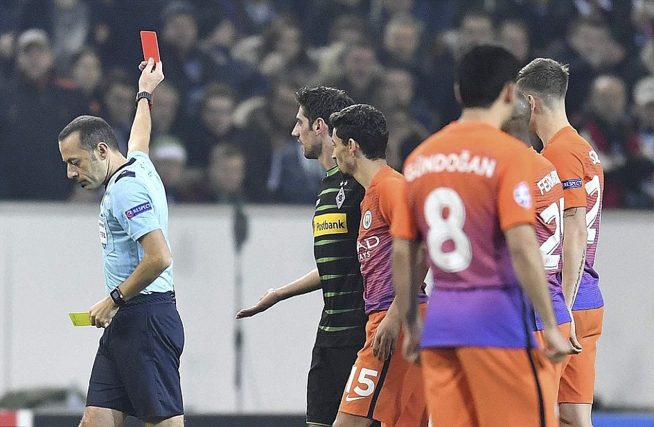 Man City vào vòng 1/8 Champions League ảnh 11 Man City vao vong 1/8 Champions League anh 11