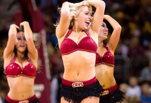 Vu dieu boc lua cua dan hoat nao vien Cavalier hinh anh