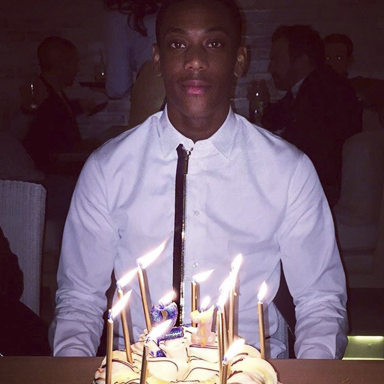 Ronaldo lan san sang dien anh anh 9