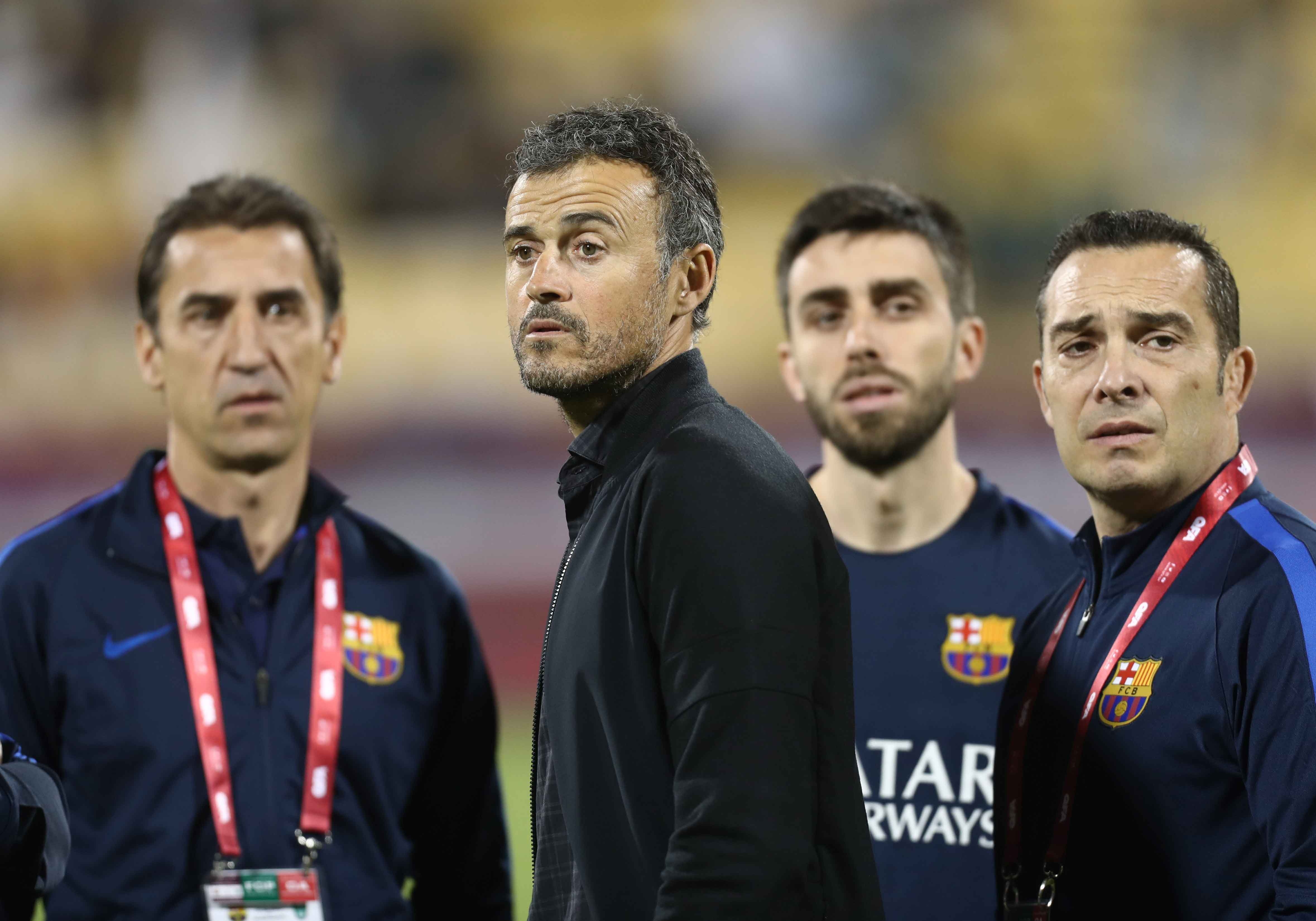 Messi va dong doi doat cup vang anh 13