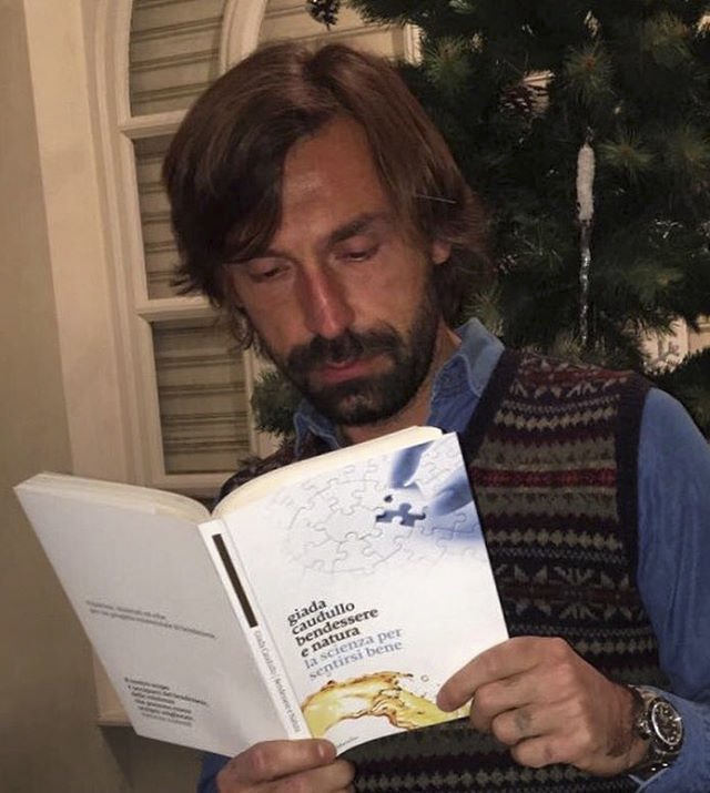 Ronaldo trổ tài sút phạt ảnh 11 Ronaldo tro tai sut phat anh 11