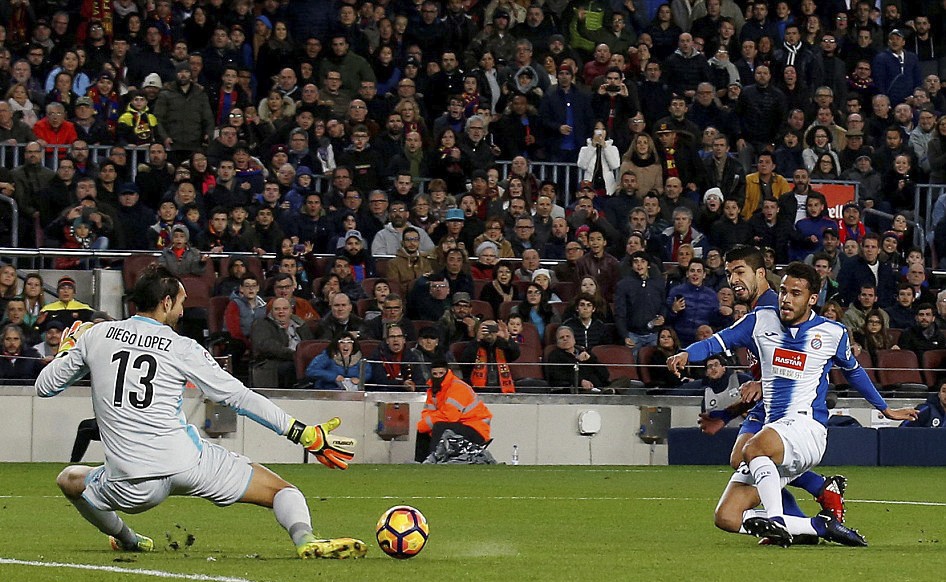 Messi solo dang cap anh 3