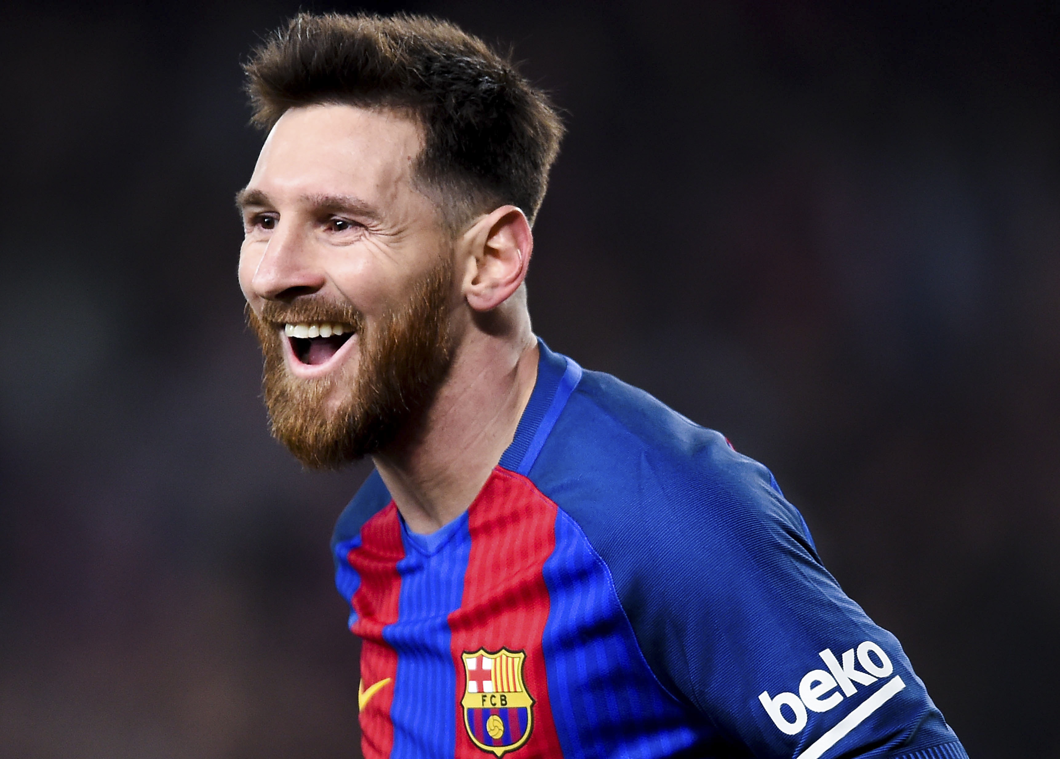 Messi solo dang cap giup Barca bam duoi Real hinh anh