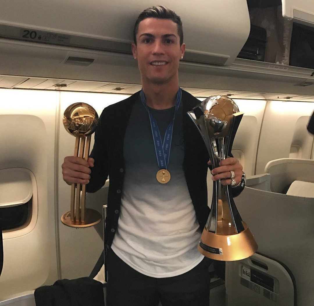 Ronaldo ăn mừng chức vô địch ảnh 5 Ronaldo an mung chuc vo dich anh 5