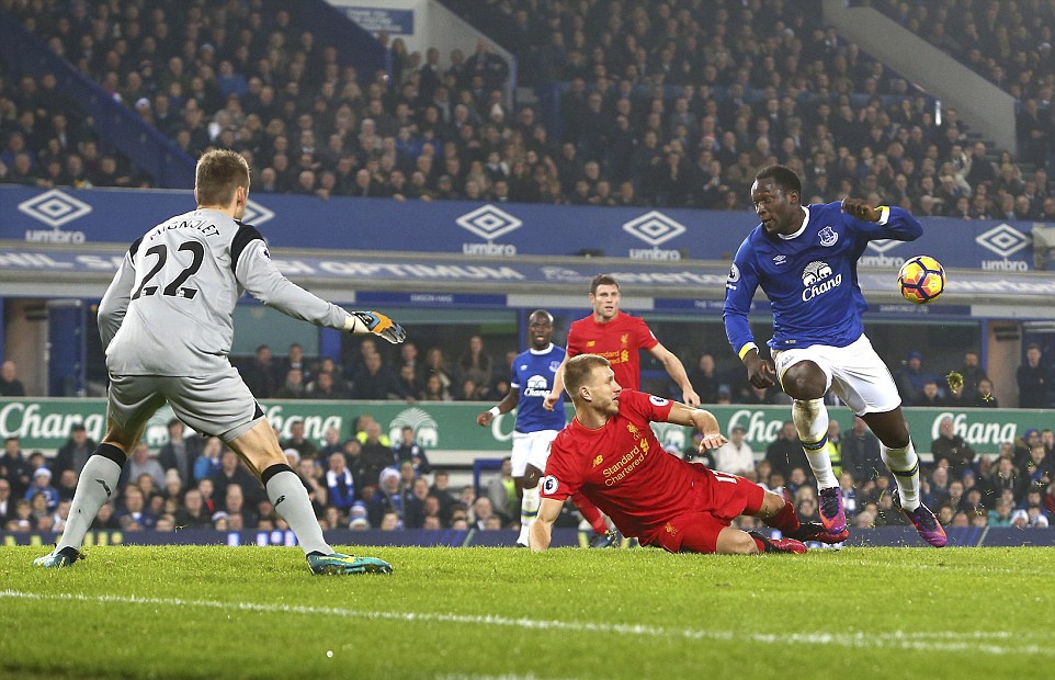 Liverpool thang kich tinh Everton anh 5