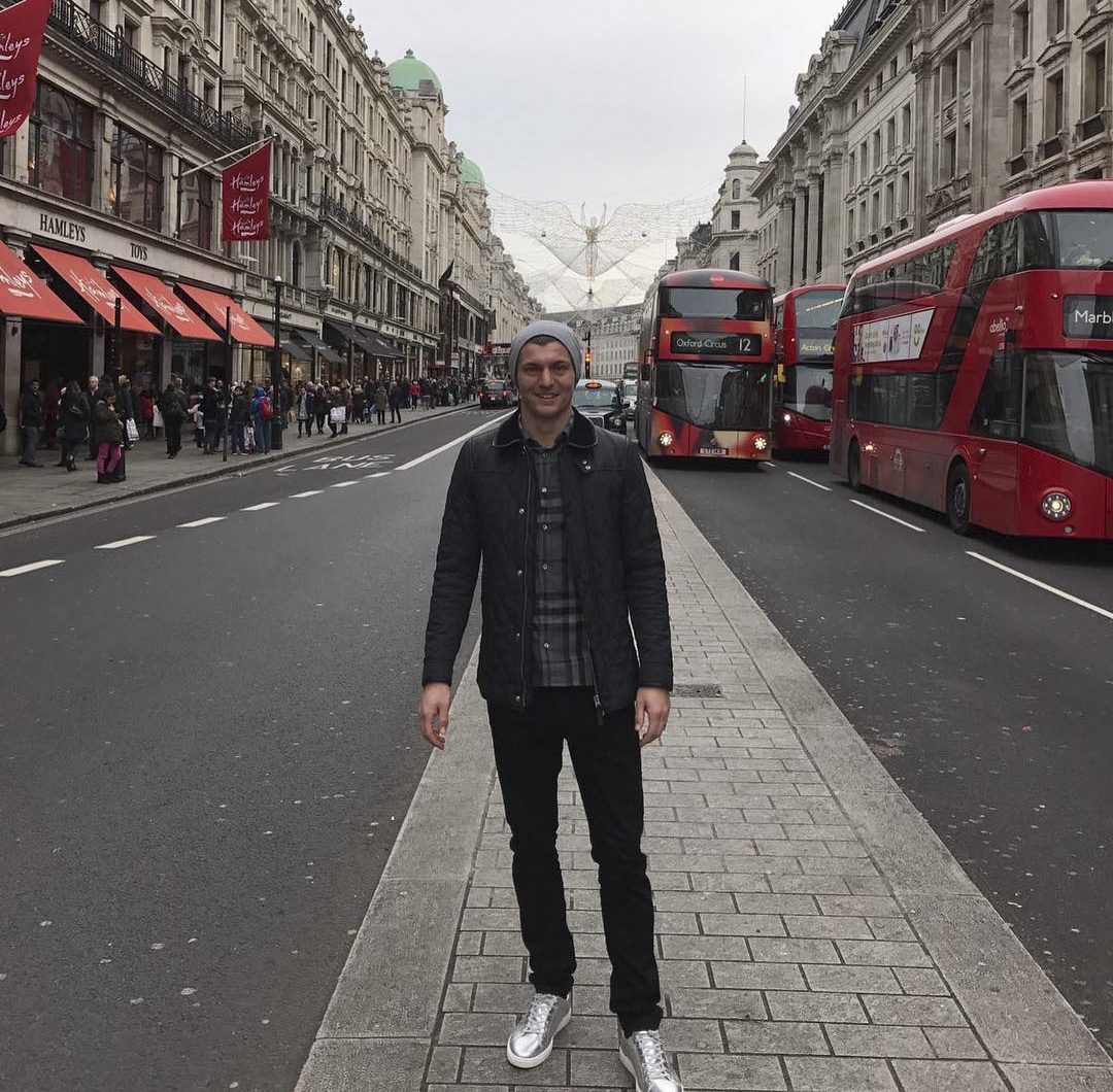 Sao bóng đá đón Giáng sinh ảnh 12 Sao bong da don Giang sinh anh 12