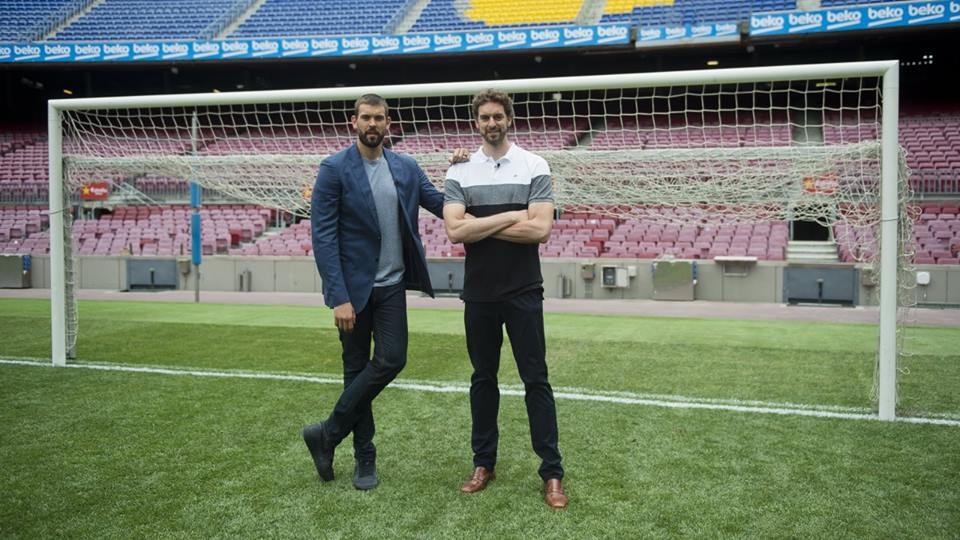 các ngôi sao đến thăm Barca năm 2016 ảnh 5 cac ngoi sao den tham Barca nam 2016 anh 5