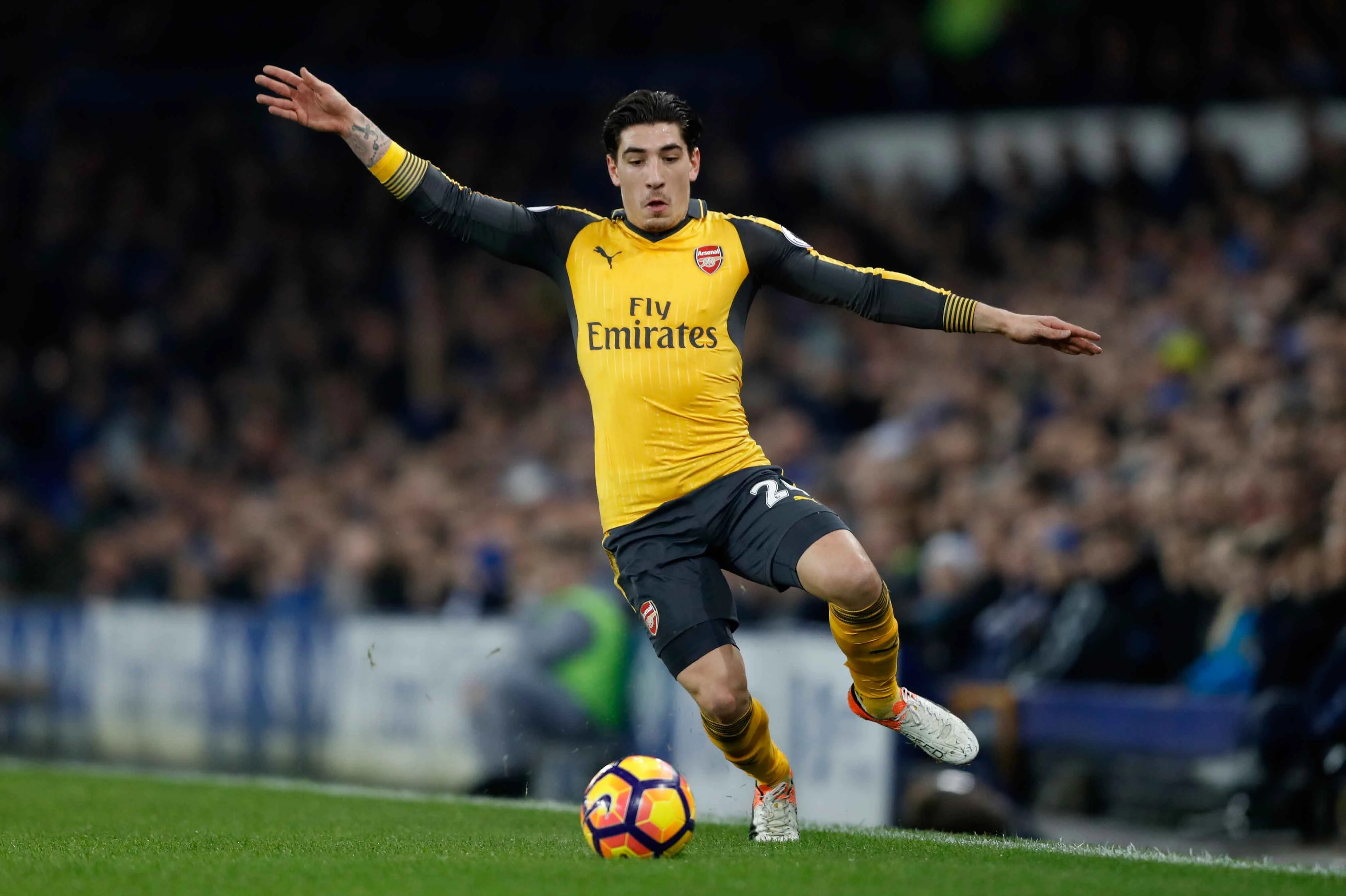 Doi hinh cau thu bat ngo toa sang anh 3