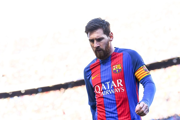 Chuyen nhuong 17/1: Ban giam doc Barca buc tuc voi Messi hinh anh