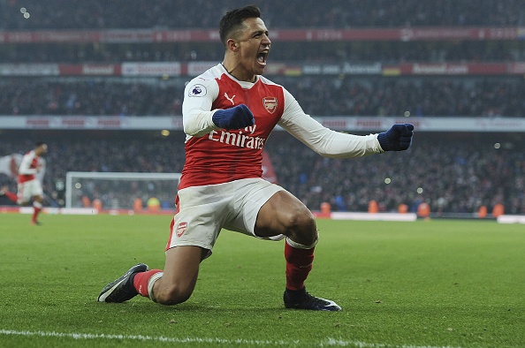 Arsenal 2-1 Burnley: The do va 2 ban thang phut bu gio hinh anh