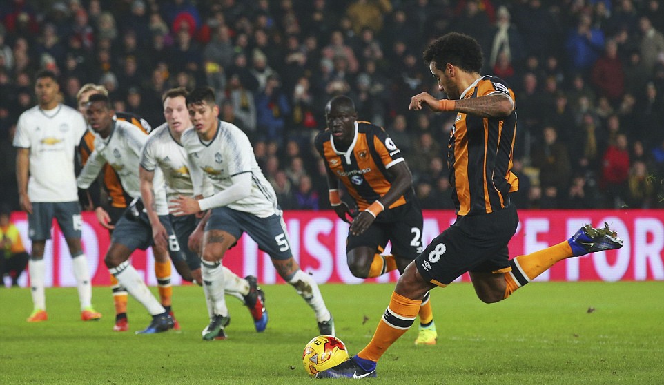 MU vao chung ket League Cup anh 4