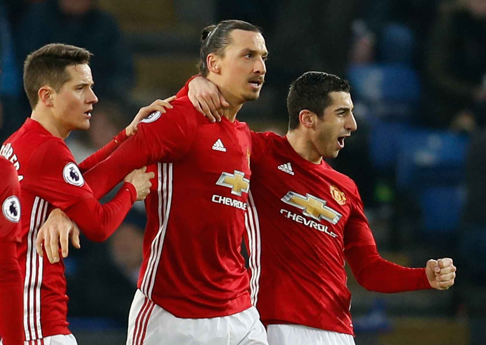 MU thang dam, day Leicester xuong sat mep vuc hinh anh