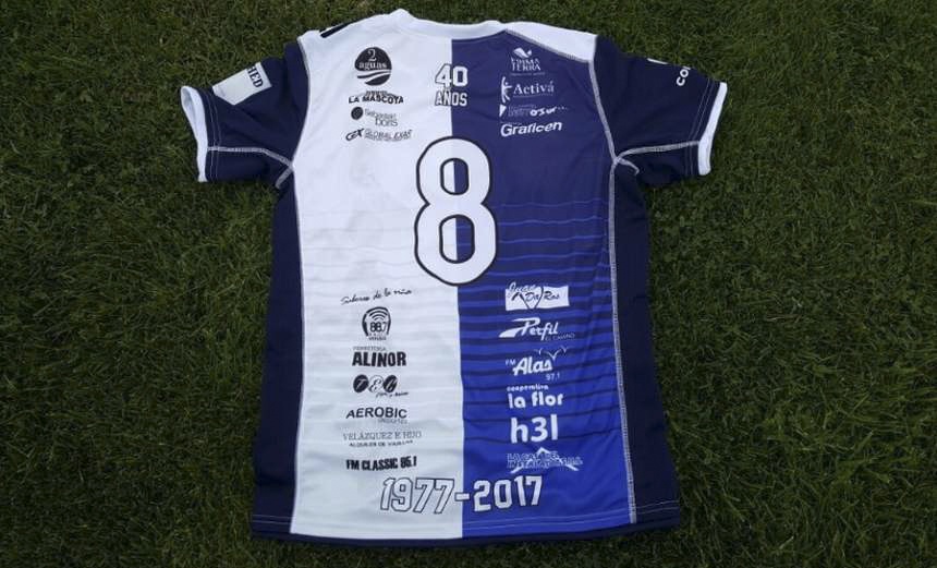 Doi bong Argentina lap ky luc ve quang cao ao dau hinh anh