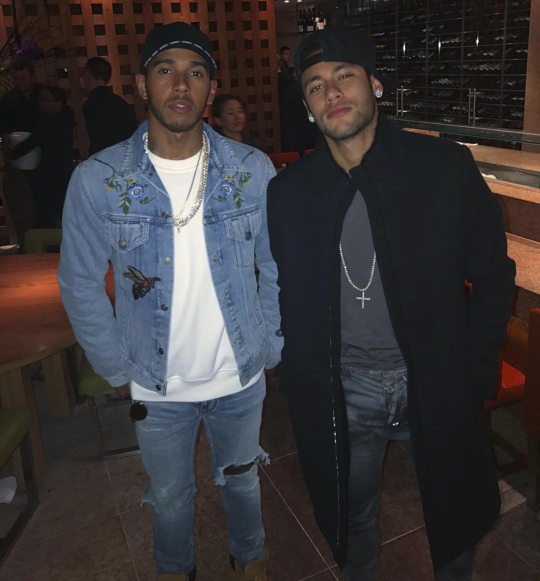 Ronaldo khoe sieu xe anh 6