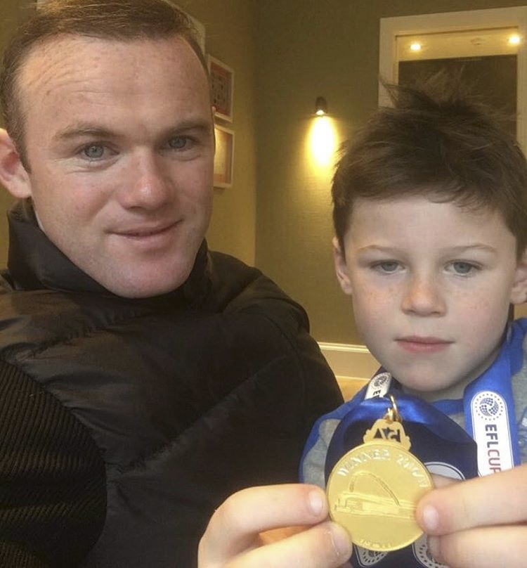 Messi mừng sinh nhật bạn gái ảnh 6 Messi mung sinh nhat ban gai anh 6