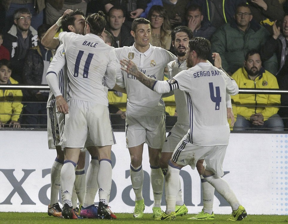 Real ngược dòng dù bị dẫn 2 bàn ảnh 13 Real nguoc dong du bi dan 2 ban anh 13