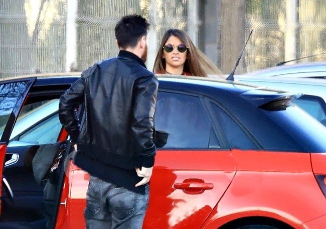 Messi ăn mừng chiến tích ngược dòng ảnh 2 Messi an mung chien tich nguoc dong anh 2