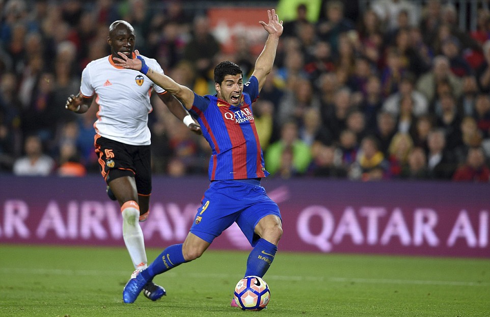 Barca nguoc dong thang Valencia 4-2 anh 5