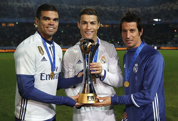 Ronaldo lo lang anh 1