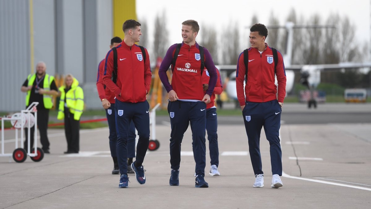 Sao MU gay chan thuong nang cho nhau anh 7