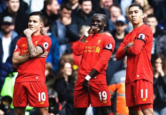 Liverpool 3-1 Everton: Coutinho, Mane ghi ban dang cap hinh anh