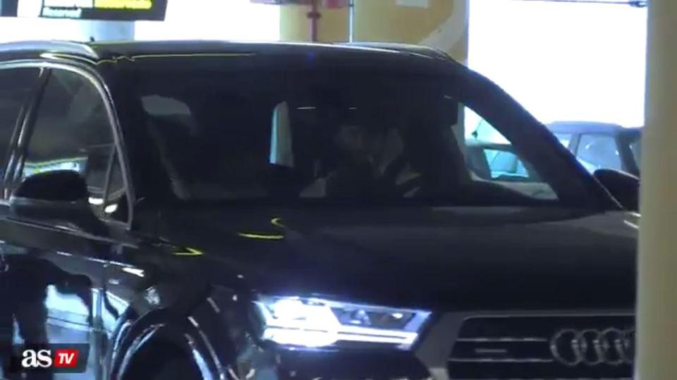 Messi om hon con trai Suarez hinh anh