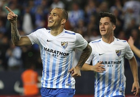 Luis Suarez canh cao dan em anh 1