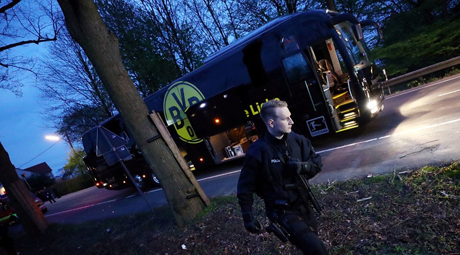 đánh bom xe bus của Dortmund ảnh 1 danh bom xe bus cua Dortmund anh 1