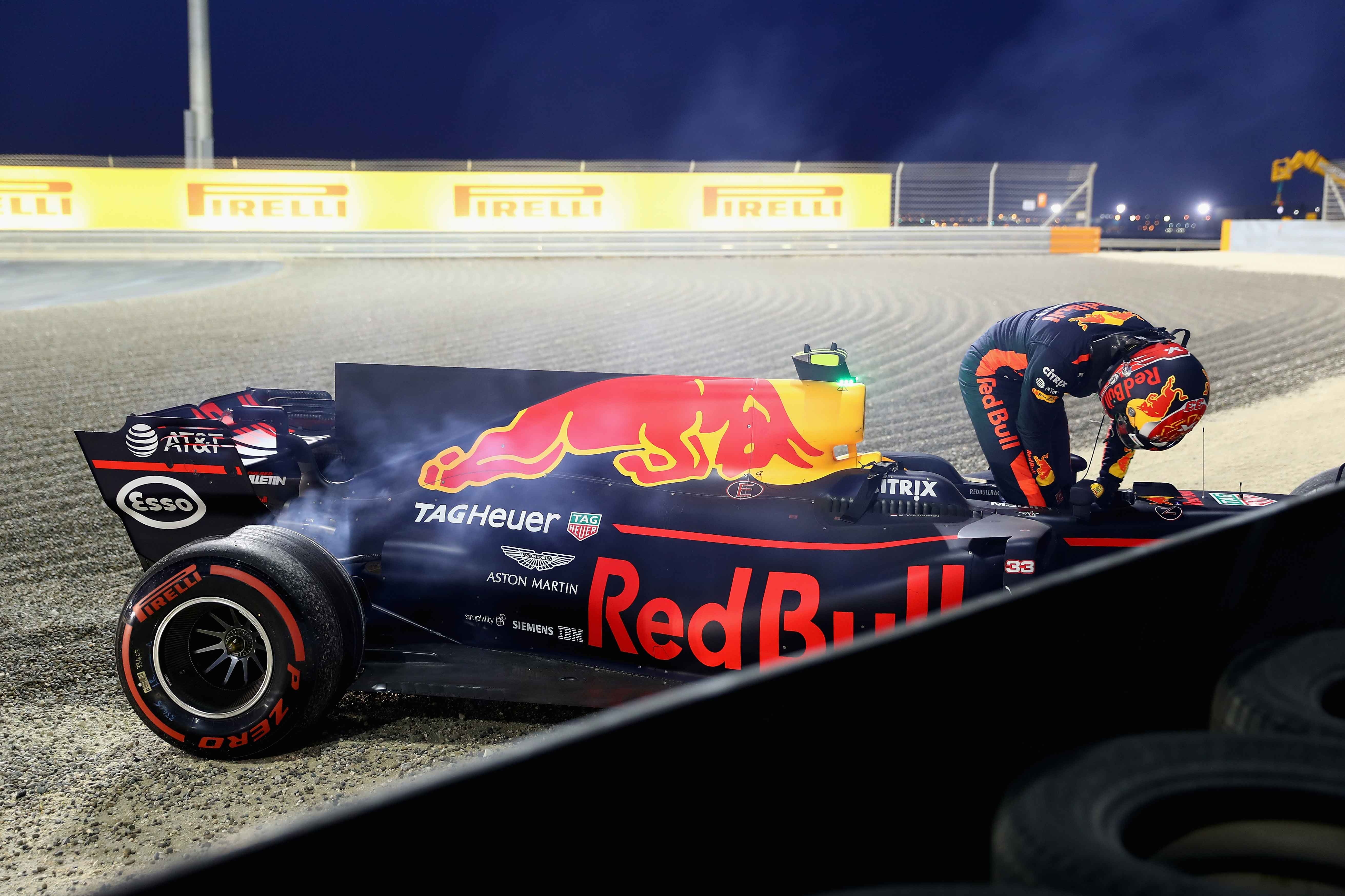 Hamilton bi phat anh 7