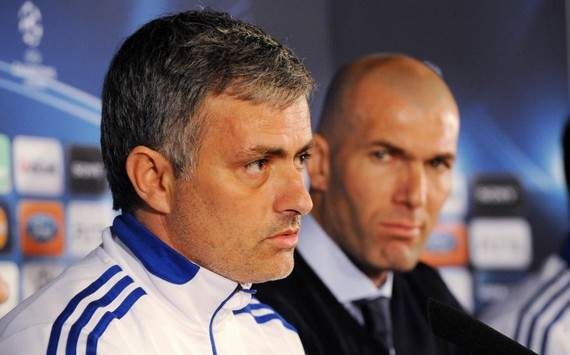 Real chon Mourinho vao nhom ung vien thay Zidane hinh anh