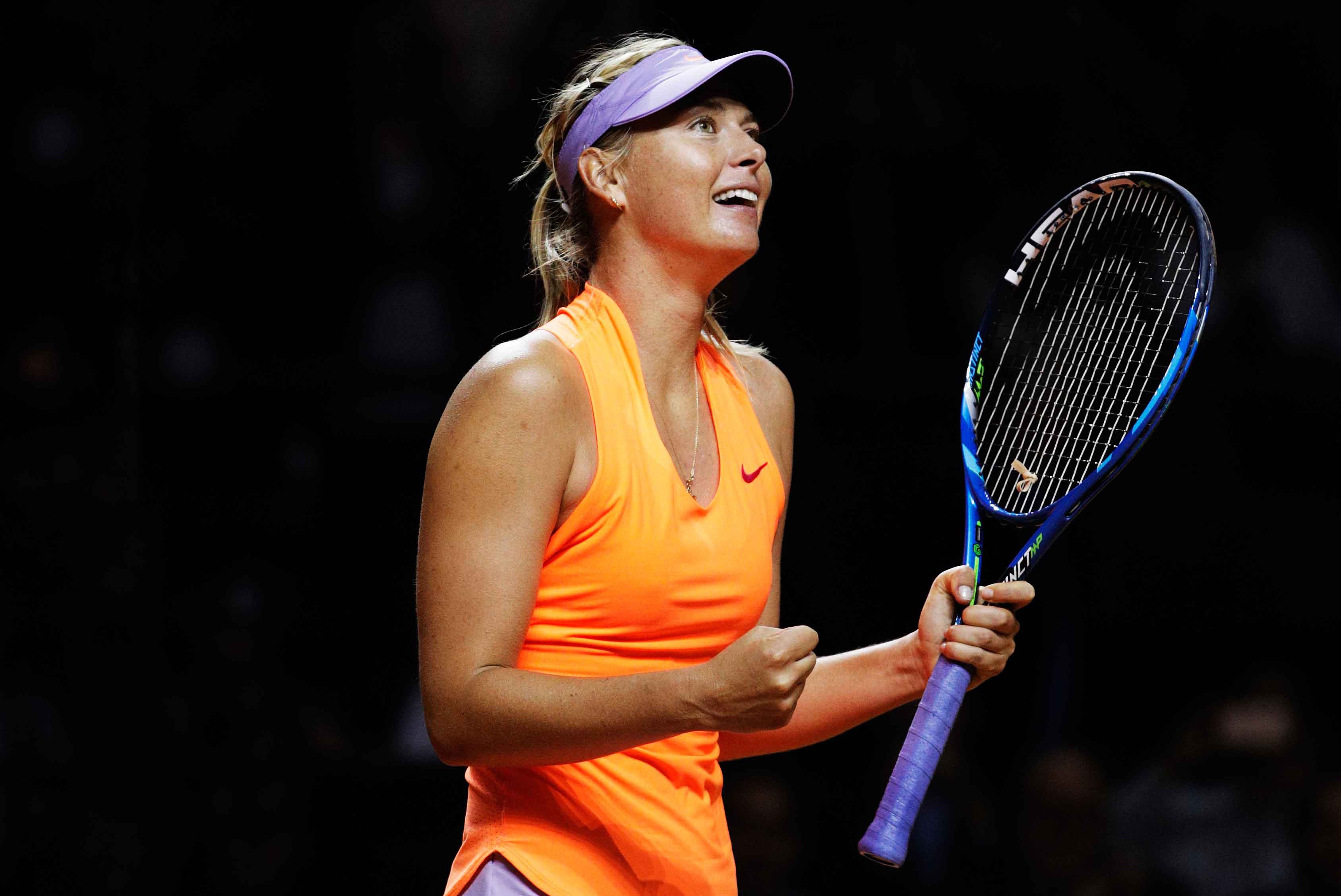 Sharapova tro lai an tuong sau 15 thang bi cam thi dau hinh anh