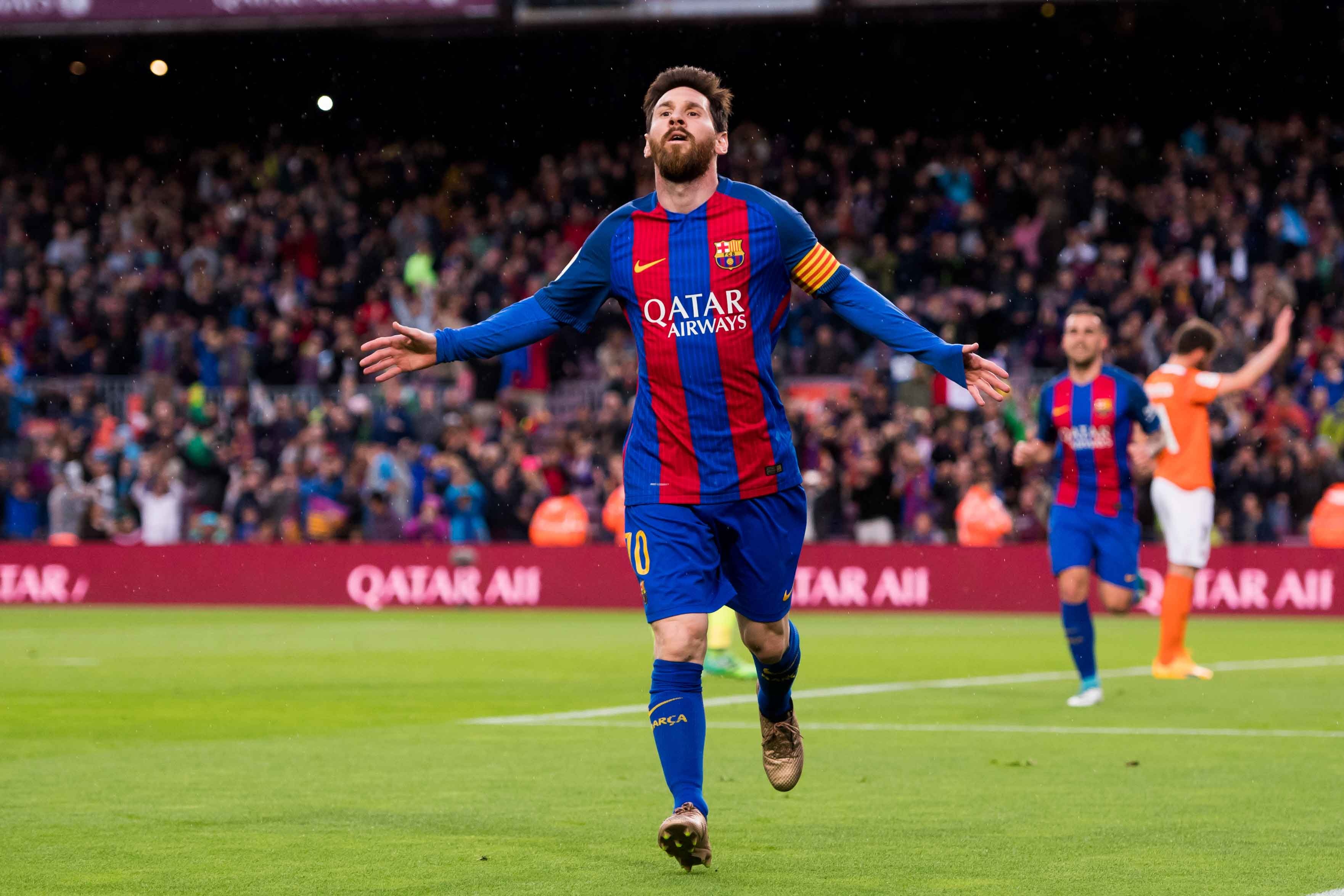 Messi lập cú đúp ảnh 2 Messi lap cu dup anh 2