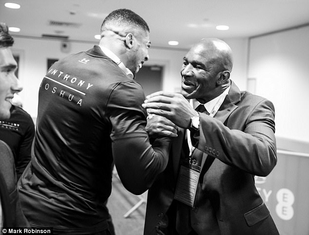 dau moc buon cua 'Tien si bua thep' anh 3