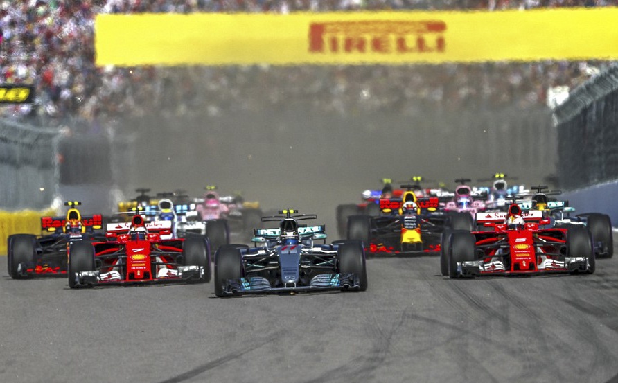 Vettel tuot danh hieu Russian GP anh 2