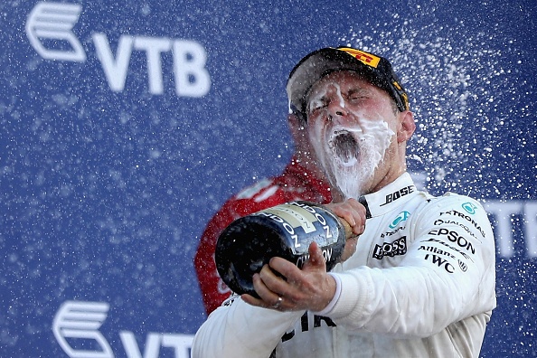 Vettel tuot danh hieu Russian GP vao tay cai ten bat ngo hinh anh
