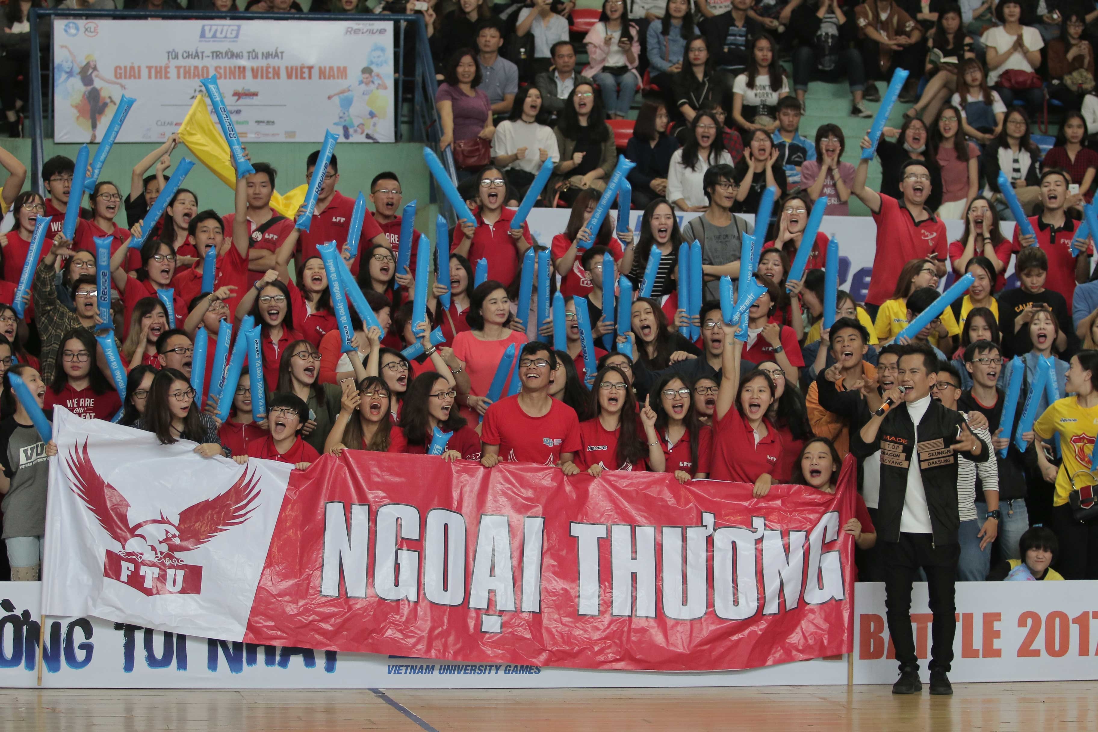 Nha VD Dance Battle DH Ngoai Thuong anh 3