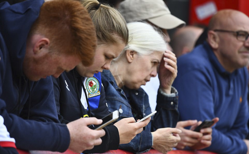 cuu vuong Premier League xuong hang anh 10