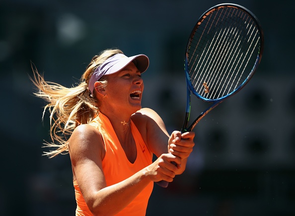 Video Sharapova nguoc dong thang tran ra quan Madrid Open hinh anh