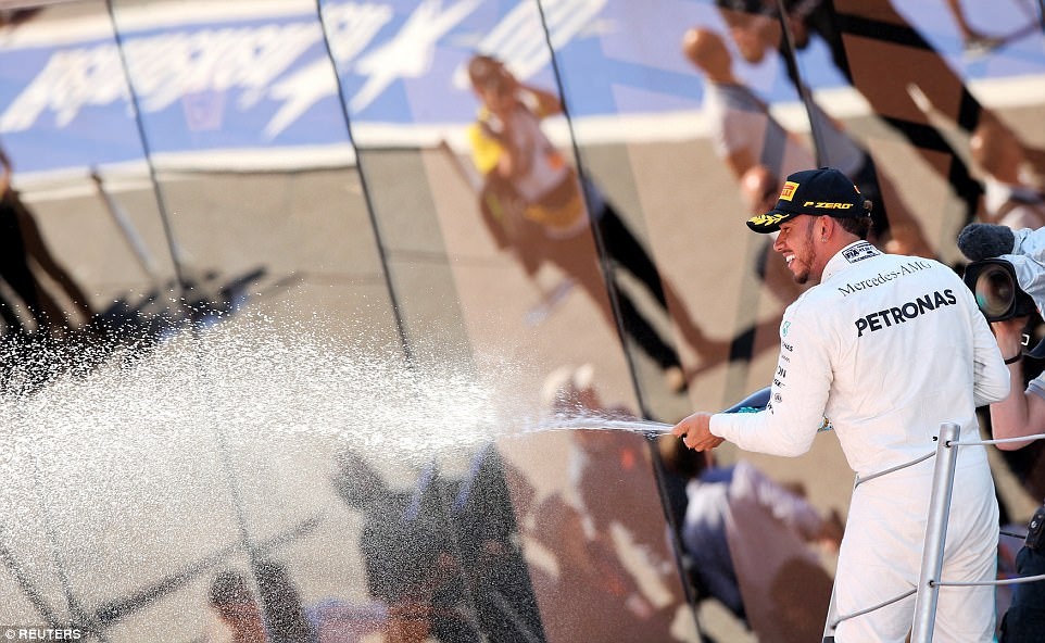 Hamilton đăng quang Spanish GP ảnh 3 Hamilton dang quang Spanish GP anh 3