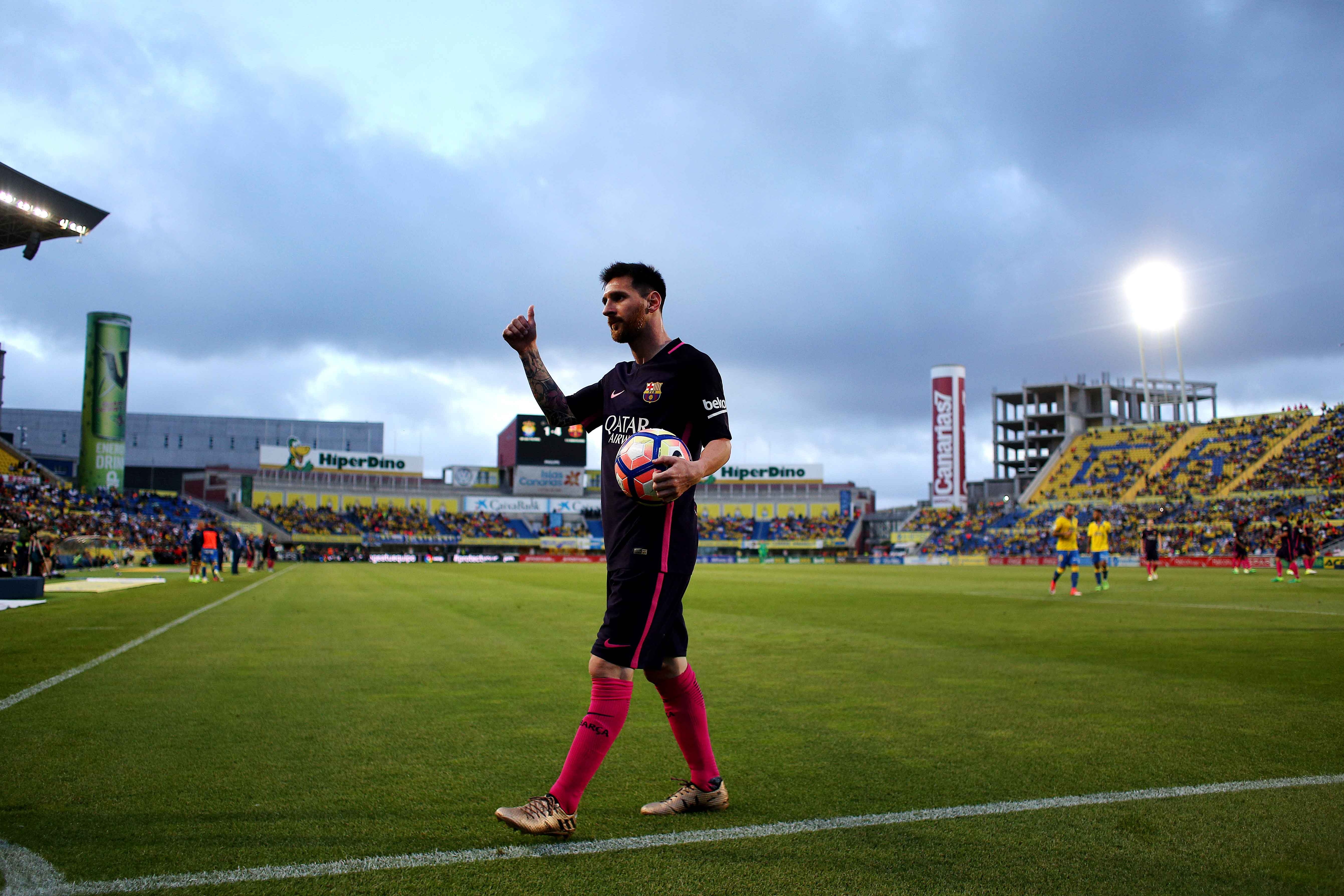 Neymar lập hat-trick ảnh 7 Neymar lap hat-trick anh 7