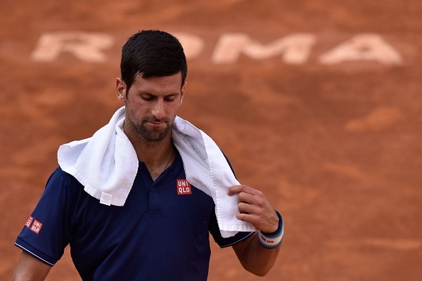 Video Murray thua soc, Djokovic thang nhoc tran ra quan Rome Masters hinh anh