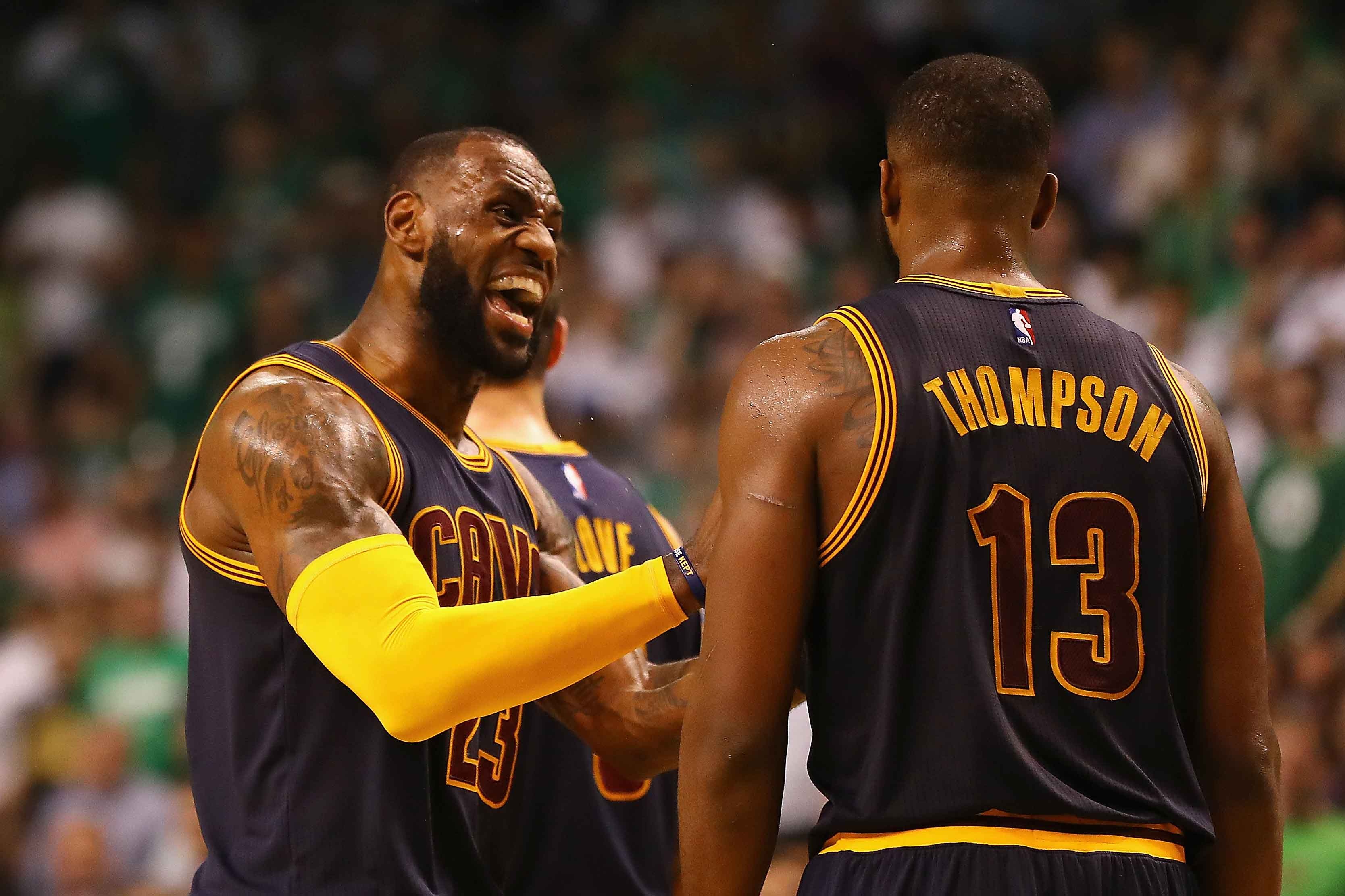 Video CAVs danh bai Celtics o game 1 chung ket mien Dong hinh anh