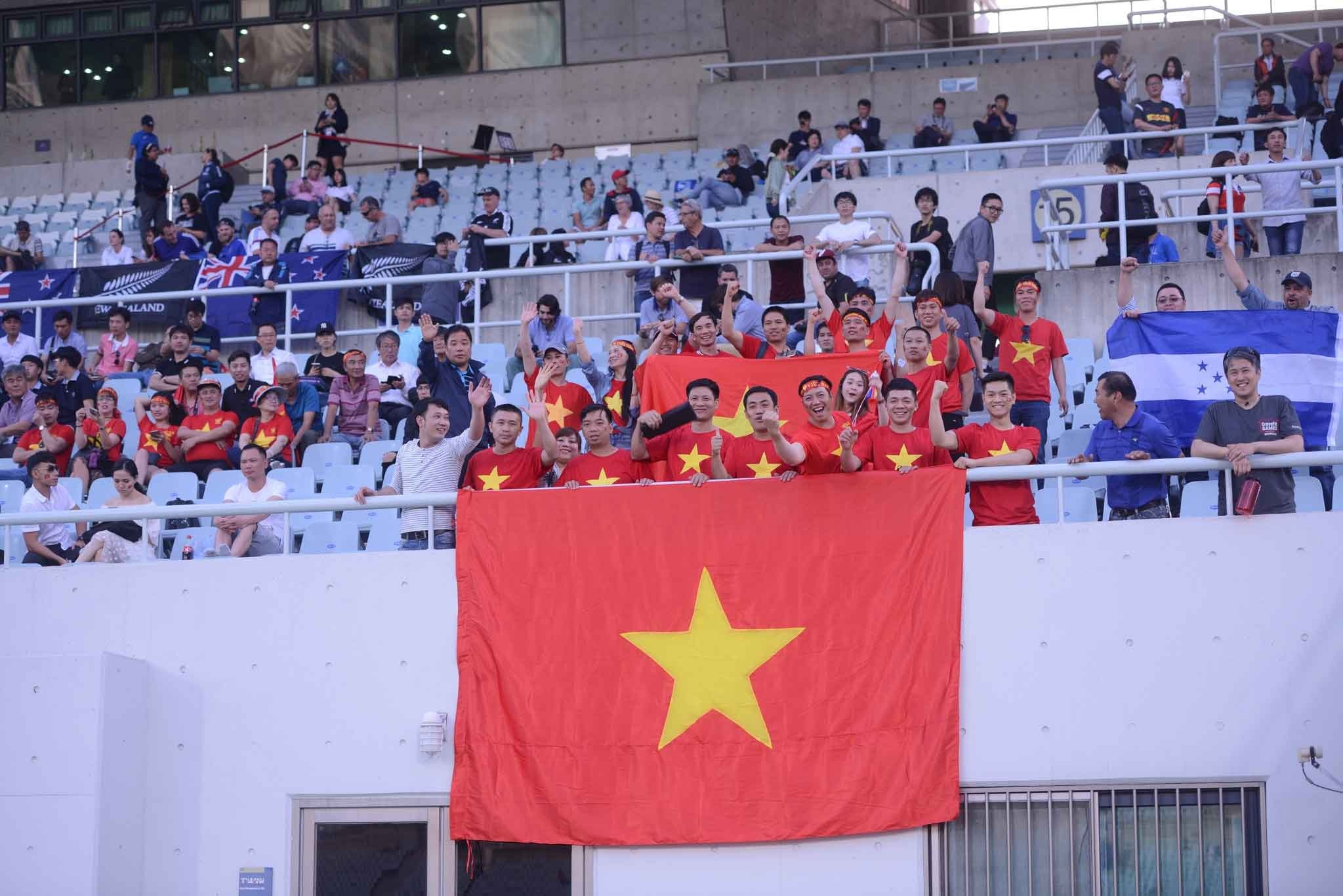 tiep lua U20 Viet Nam anh 10