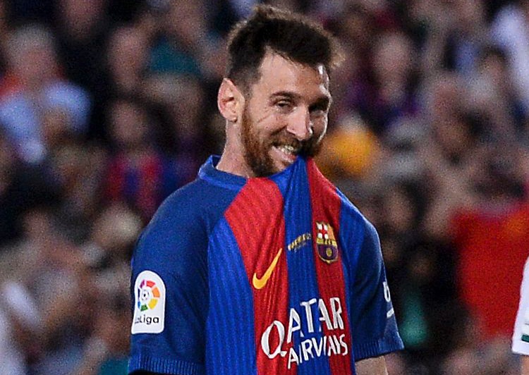Messi buon rau trong ngay Real doat ngoi vuong La Liga hinh anh