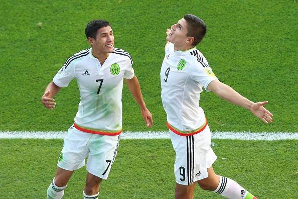 Ronaldo ghi ban phut 89, U20 Mexico hen U20 Anh o tu ket hinh anh