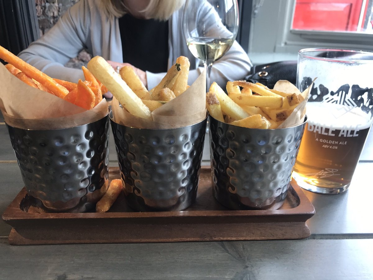 Bia Bale hút khách ở chung kết ảnh 4 Bia Bale hut khach o chung ket anh 4