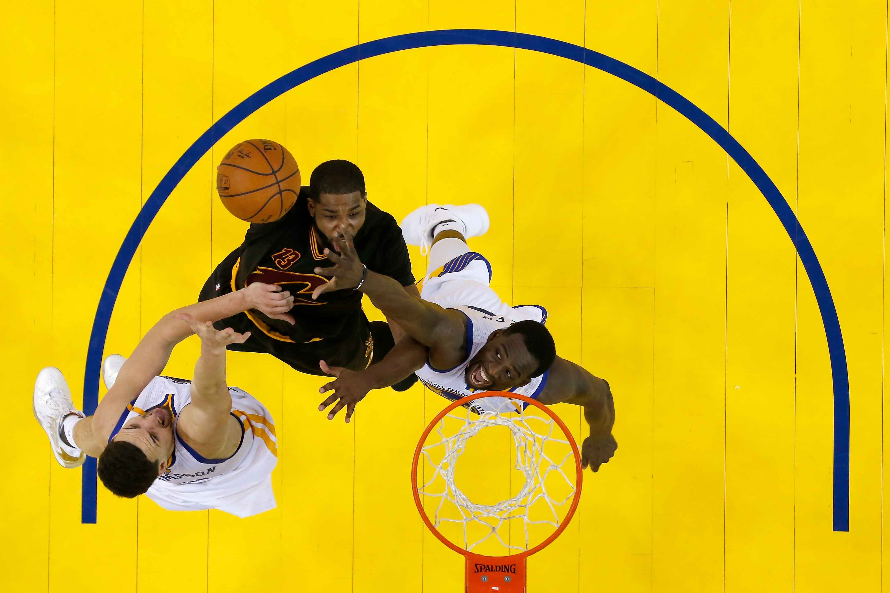 Warriors gia tang cach biet voi Cavaliers anh 9